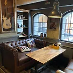 City Hotel فيليكو ترنوفو
