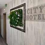 City Hotel فندق 2*