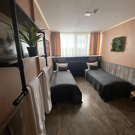 City Hotel 2*