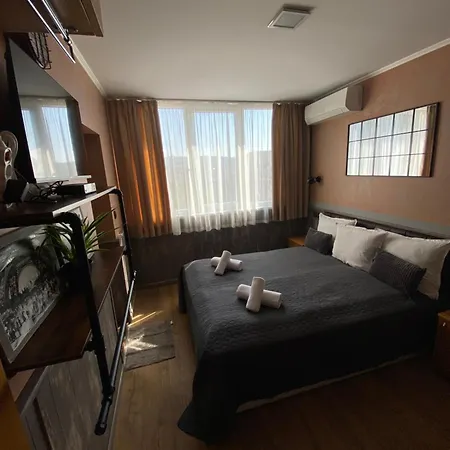 City Hotel Hotel 2*