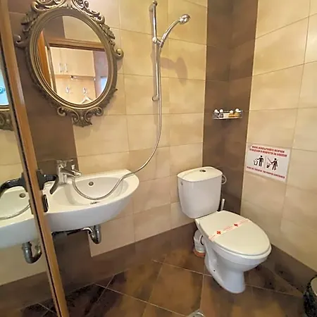 Отель City 2*