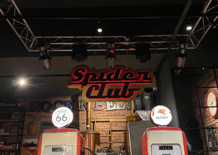 Szálloda City Hotel